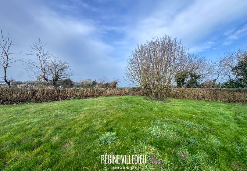 Terrain constructible proche de la mer