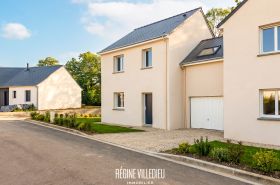 Maison avec jardin et garage