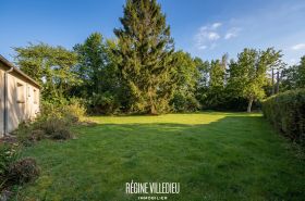 Maison en pierre à rénover Tonneville