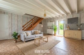 Maison en pierre à rénover Tonneville