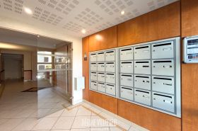 Appartement en résidence avec balcon et parking