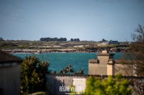 Maison de pêcheur sur le port de Barfleur