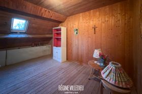 Maison en pierre à rénover Tonneville