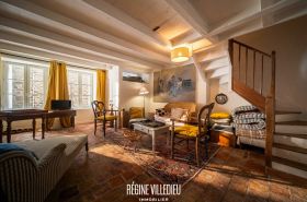 Maison de pêcheur sur le port de Barfleur