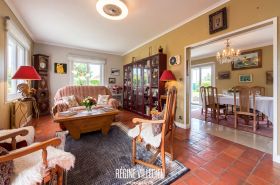 Maison familiale avec jardin et double garage