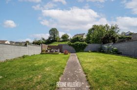 Maison avec jardin et garage à Équeurdreville