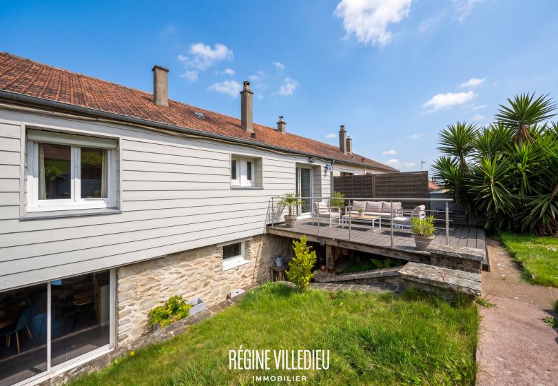 Maison avec jardin et garage à Équeurdreville