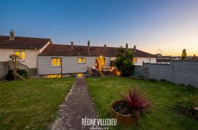 Maison avec jardin et garage à Équeurdreville