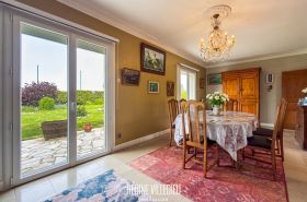 Maison familiale avec jardin et double garage