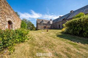 Propriété avec vue mer dans le Val de Saire