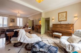 Grande maison bourgeoise au coeur du quartier Bucaille