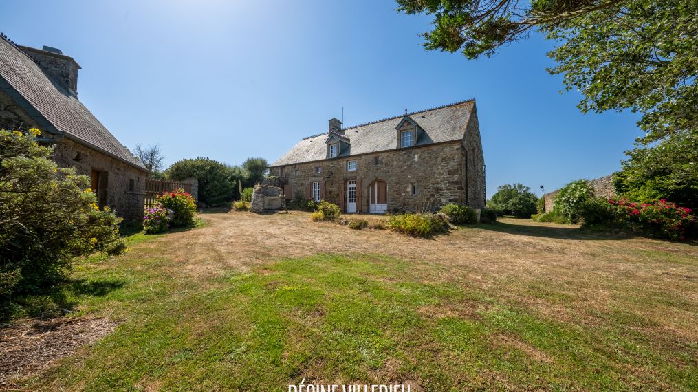 Propriété avec vue mer dans le Val de Saire