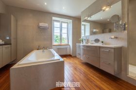 Grande maison bourgeoise au coeur du quartier Bucaille