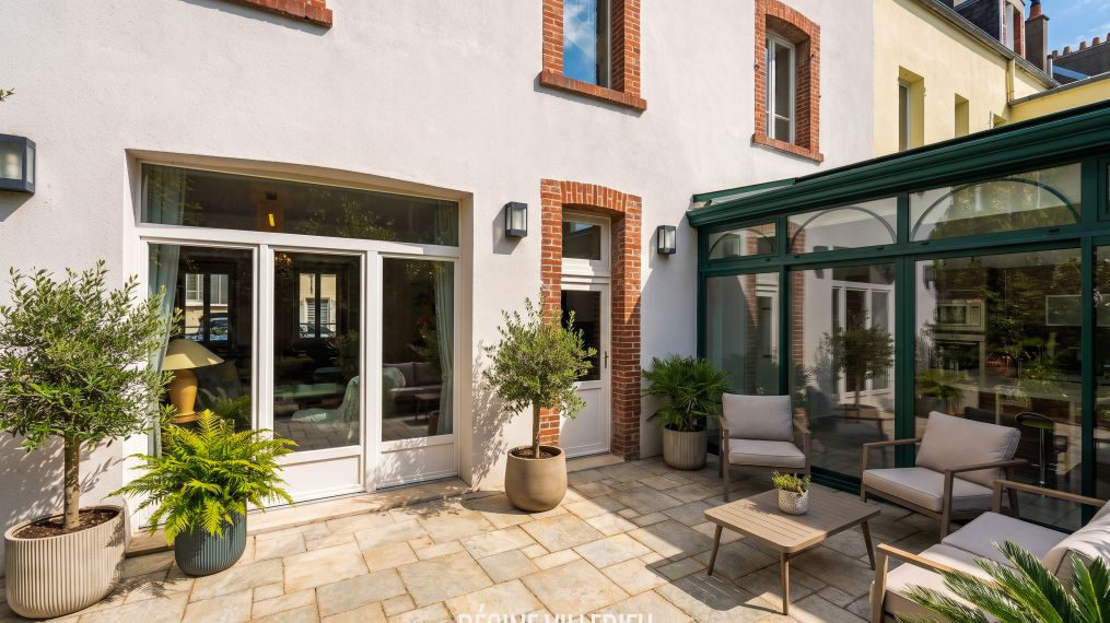 Grande maison bourgeoise au coeur du quartier Bucaille