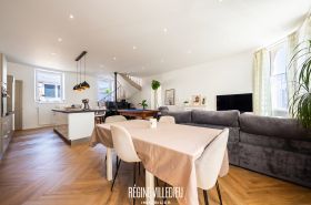 Grande maison bourgeoise rénovée avec jardin