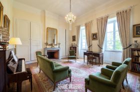 Hôtel particulier en centre-ville de Valognes