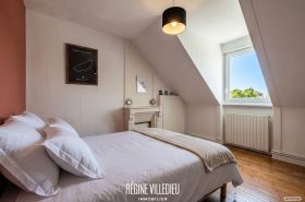 Maison de ville rénovée avec petit extérieur