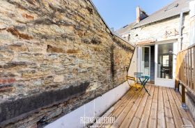 Maison avec garage et terrasse en hyper-centre