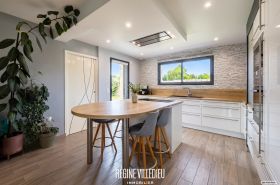 Grande maison avec garage à 5 minutes de Sciotot
