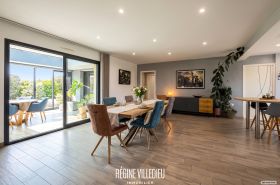 Grande maison avec garage à 5 minutes de Sciotot