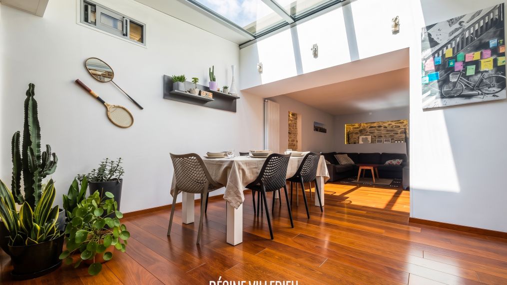Hyper-centre: Maison d&rsquo;habitation, activité pro et/ou locative