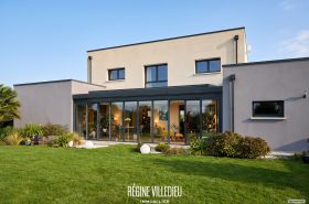 Grande maison avec garage à 5 minutes de Sciotot