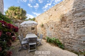 Maison de pêcheur avec terrasse proche du port de Barfleur